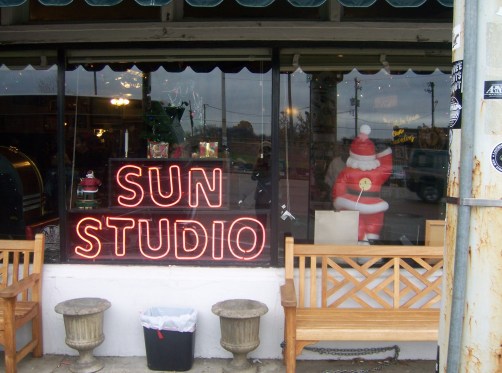 Look, you can see me in the reflection. Hah.